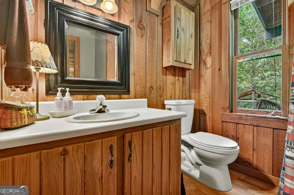 246 Uphill RD Blue Ridge, GA 30513