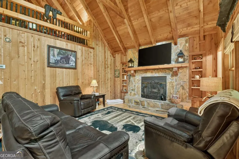246 Uphill RD Blue Ridge, GA 30513