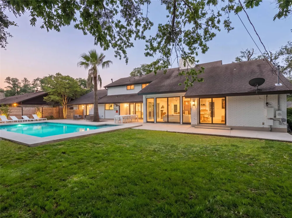 4502 Mountain Path Drive Austin, TX 78759