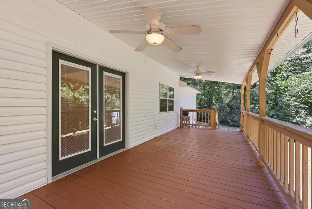 118 Brenda LN Clayton, GA 30525