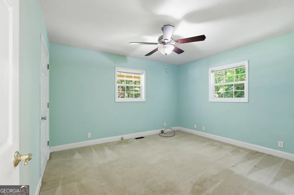 118 Brenda LN Clayton, GA 30525