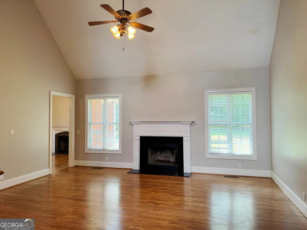 130 Wickham DR Tyrone, GA 30290