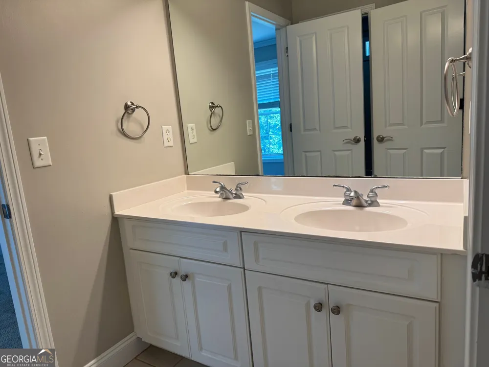 130 Wickham DR Tyrone, GA 30290