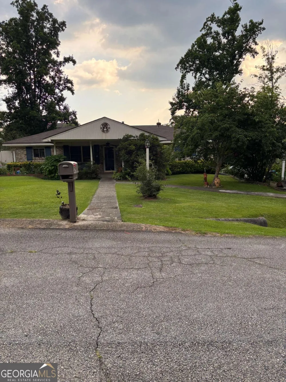 3675 Goodwin RD Austell, GA 30106