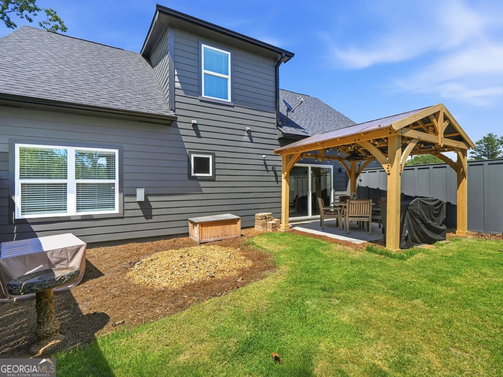 107 Red Cloud WALK Waleska, GA 30183