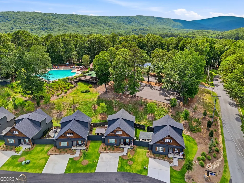 107 Red Cloud WALK Waleska, GA 30183