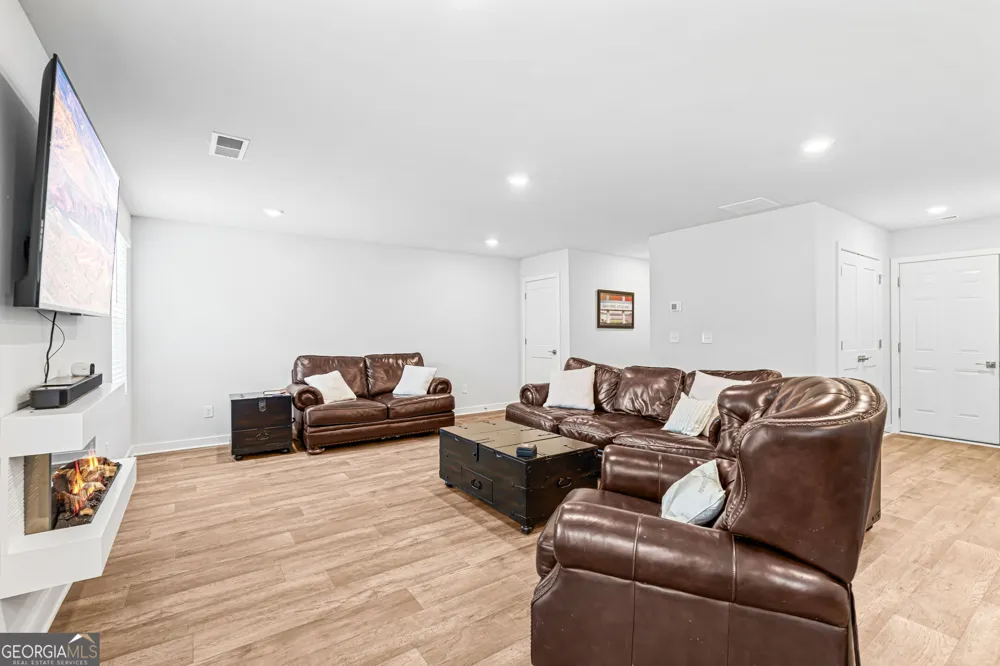 110 Red Barn CT Perry, GA 31069