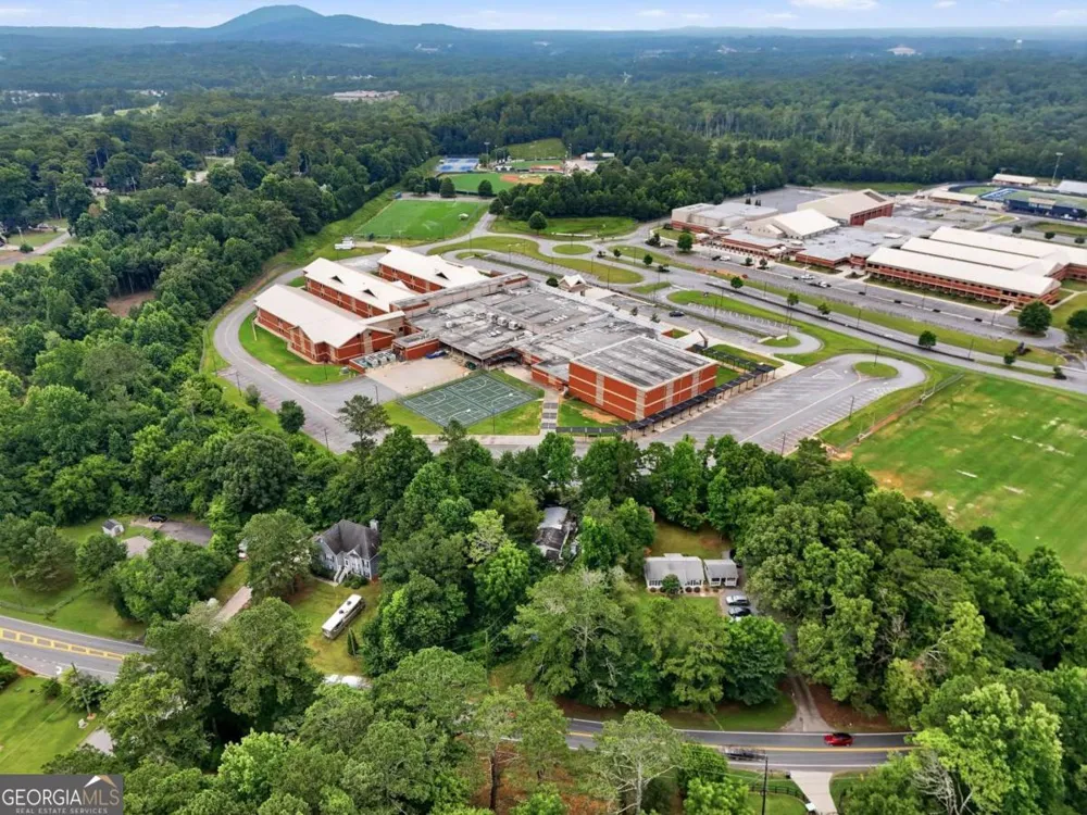 452 Arnold Mill RD Woodstock, GA 30188