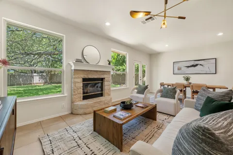 3130 Lomita Drive