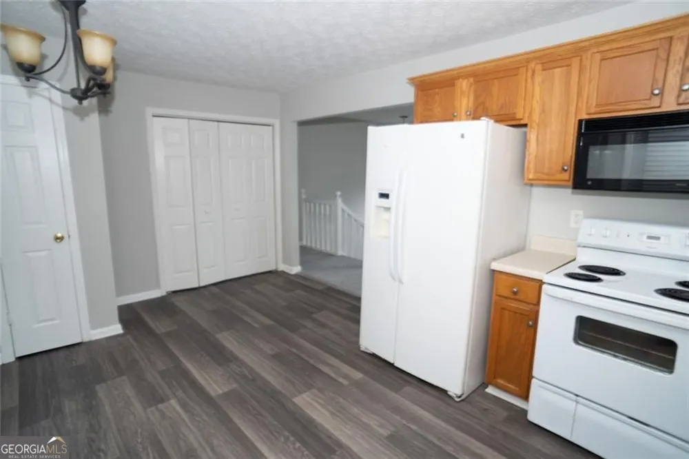 52 Fieldstone CT Temple, GA 30179