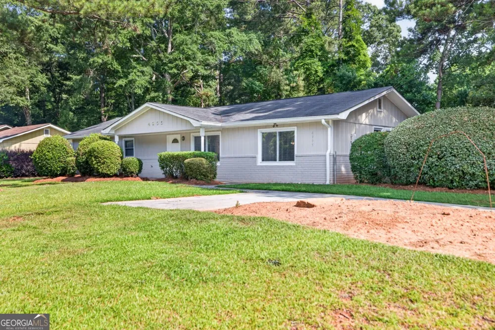 4905 Annistown RD Stone Mountain, GA 30087