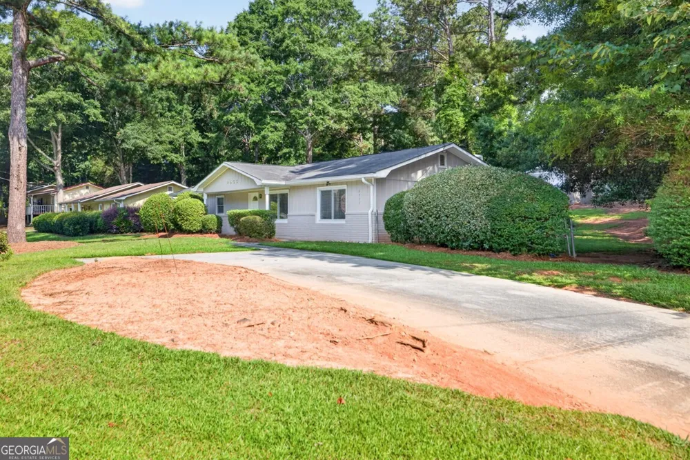 4905 Annistown RD Stone Mountain, GA 30087