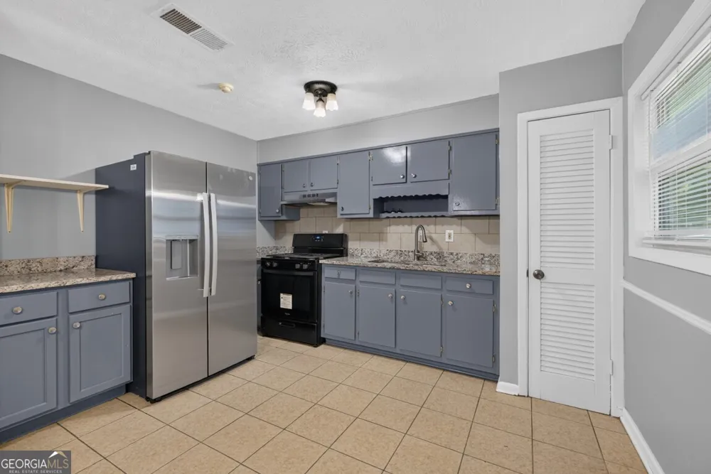 4905 Annistown RD Stone Mountain, GA 30087