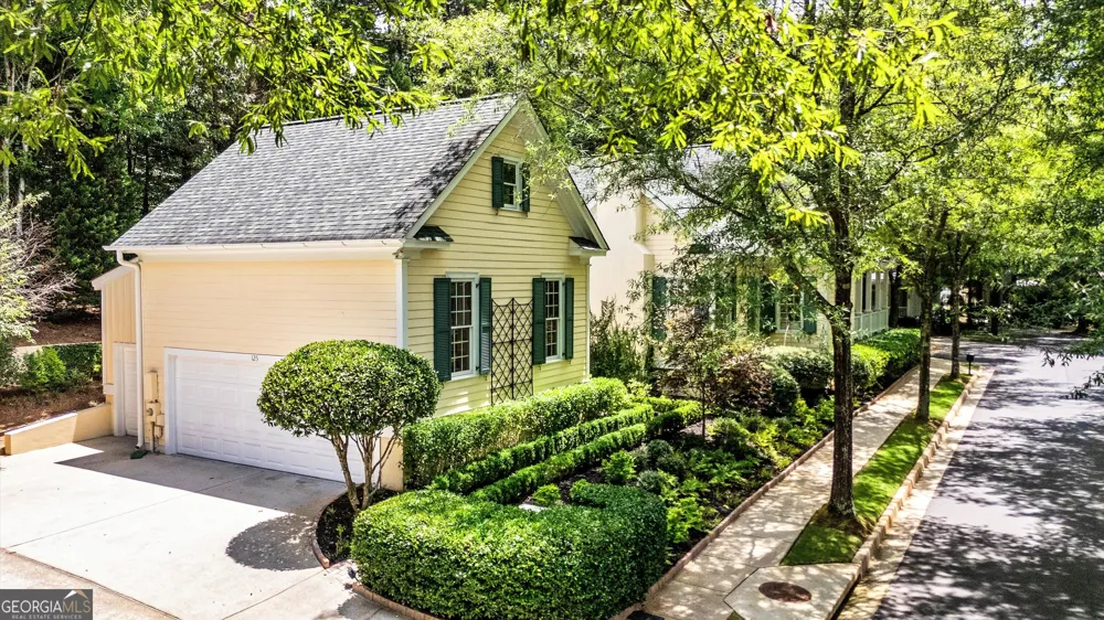 125 North Cove DR Peachtree City, GA 30269