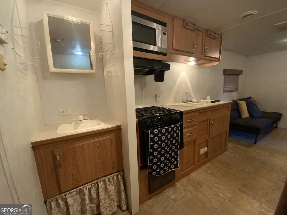 176 14Th ST Ellijay, GA 30540
