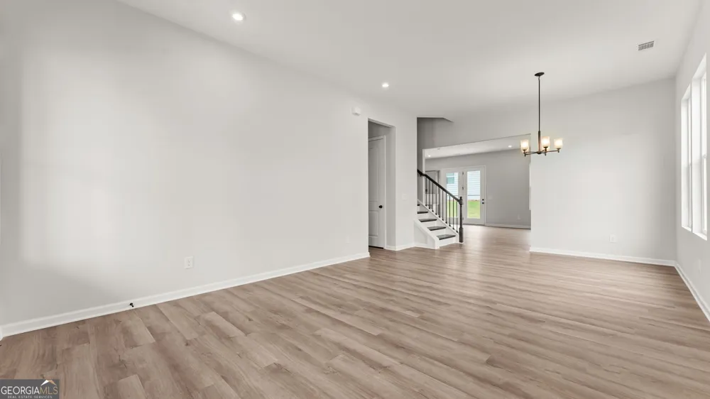 4326 Buttonwood LN Lilburn, GA 30047