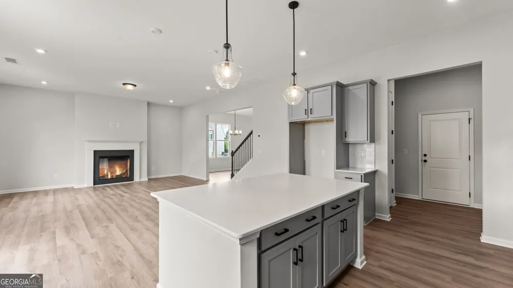 4326 Buttonwood LN Lilburn, GA 30047