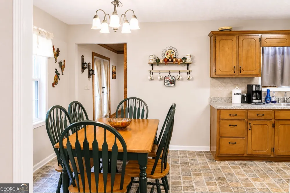 523 S River DR Jackson, GA 30233
