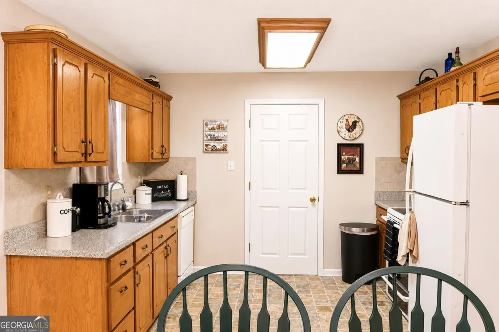 523 S River DR Jackson, GA 30233