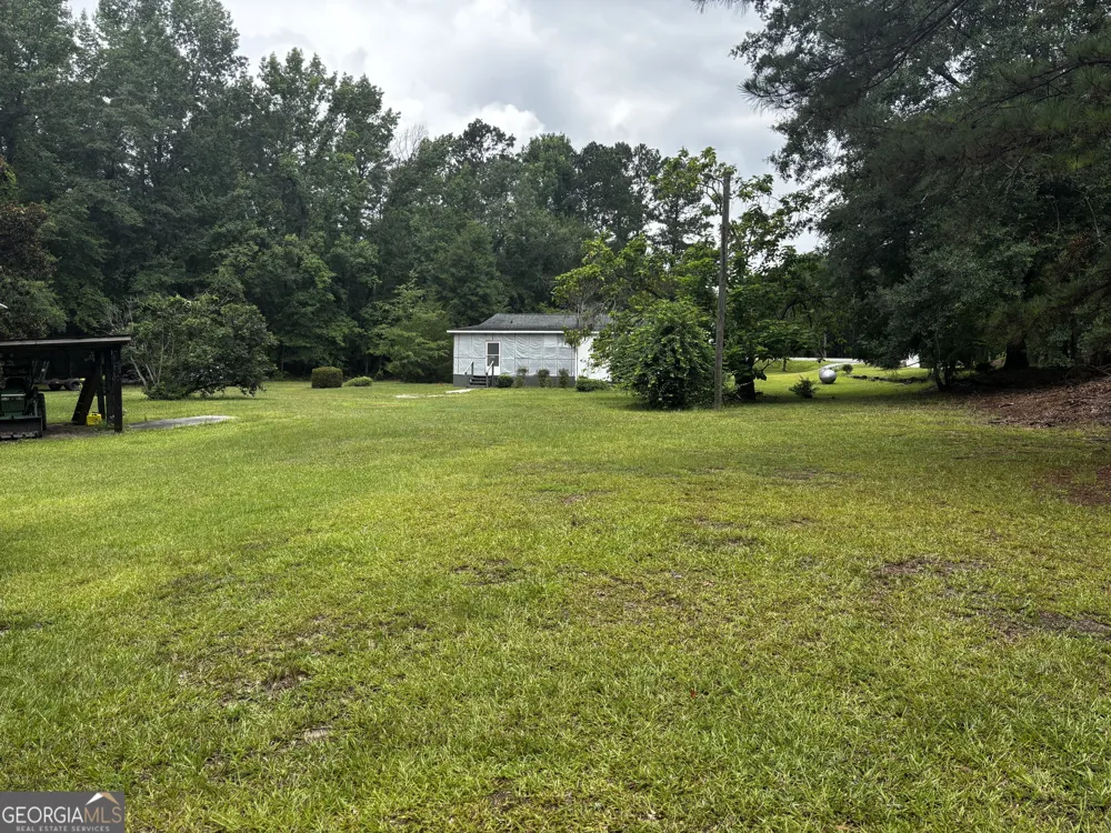 5494 Huffs Bridge RD Dearing, GA 30808