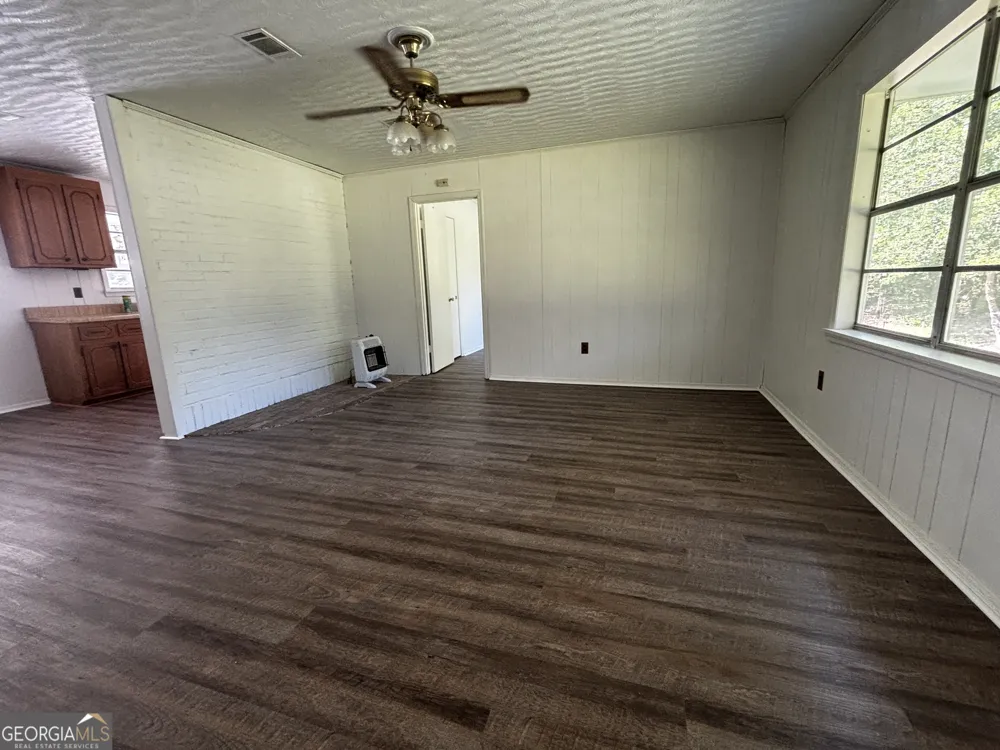 5494 Huffs Bridge RD Dearing, GA 30808