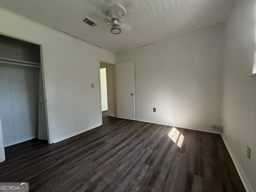 5494 Huffs Bridge RD Dearing, GA 30808