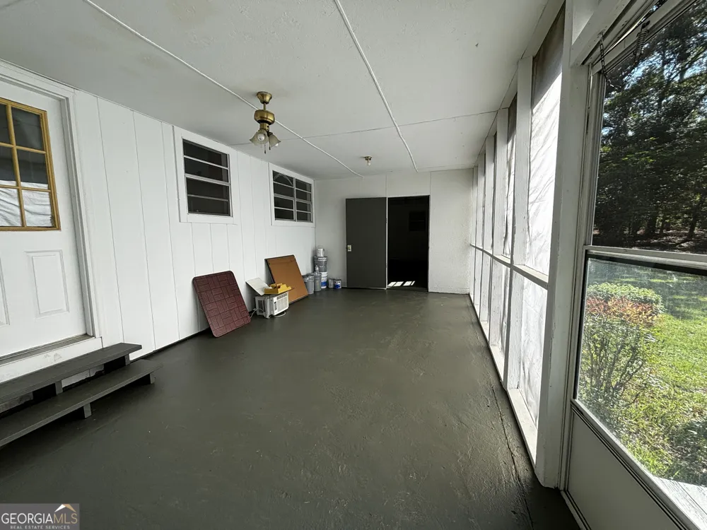 5494 Huffs Bridge RD Dearing, GA 30808