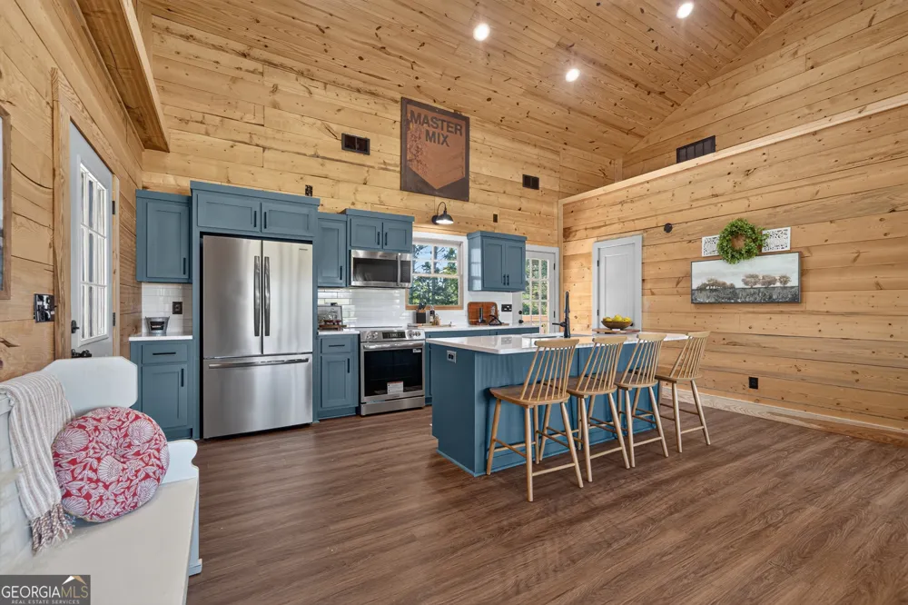 130 Wesley Chapel RD Eatonton, GA 31024