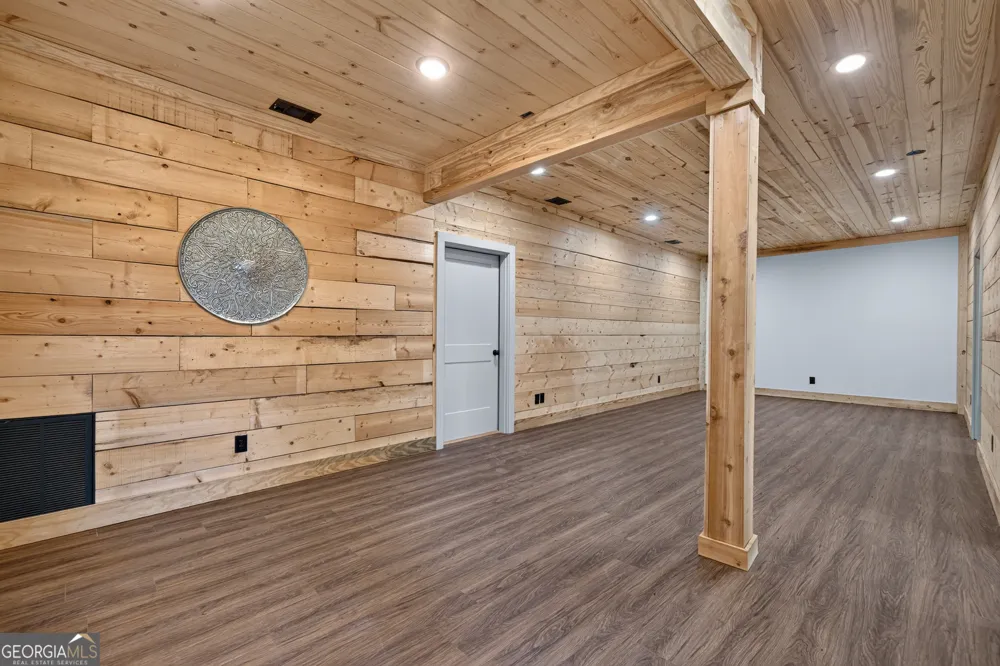 130 Wesley Chapel RD Eatonton, GA 31024