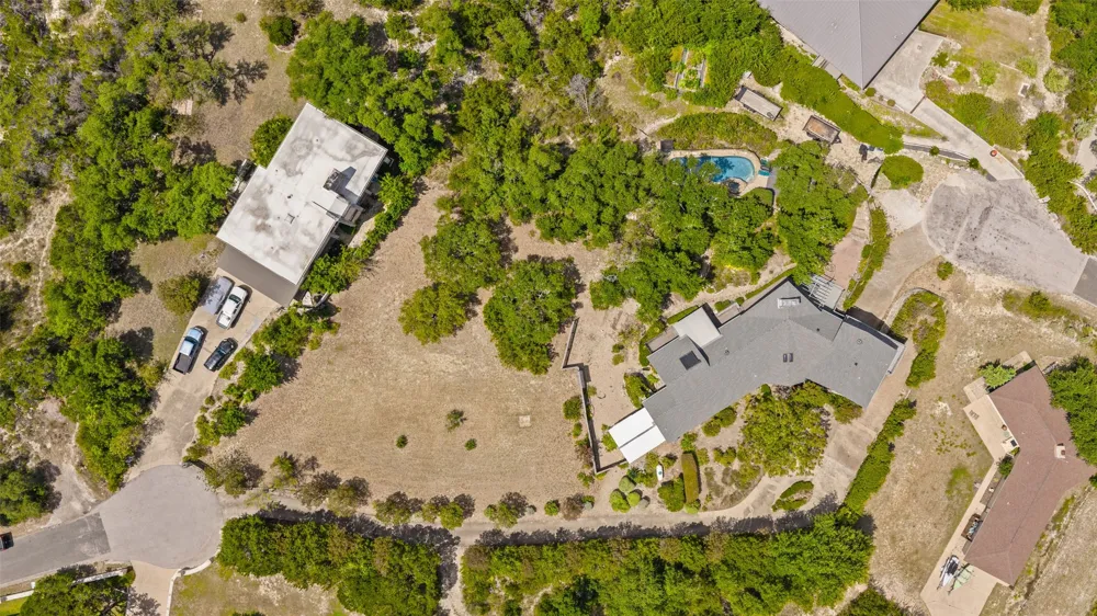 4005 Paloma Circle Lakeway, TX 78734