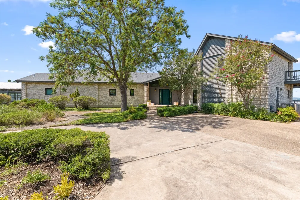 4005 Paloma Circle Lakeway, TX 78734