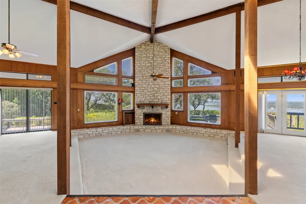 4005 Paloma Circle Lakeway, TX 78734
