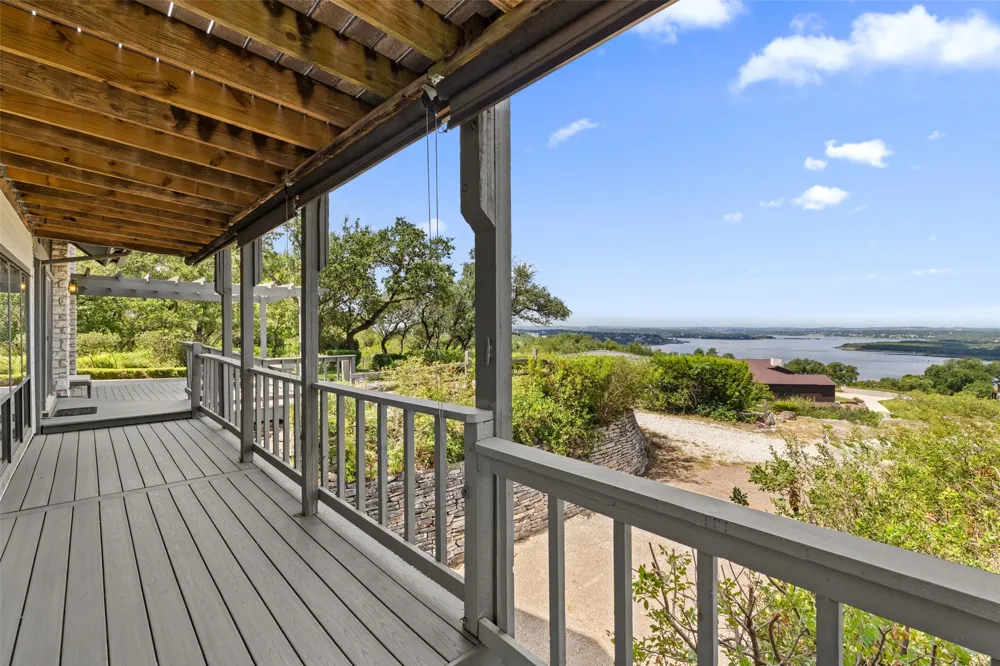 4005 Paloma Circle Lakeway, TX 78734