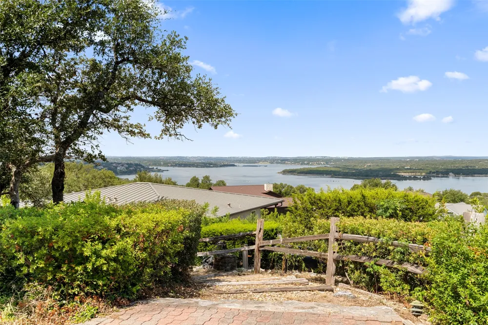 4005 Paloma Circle Lakeway, TX 78734