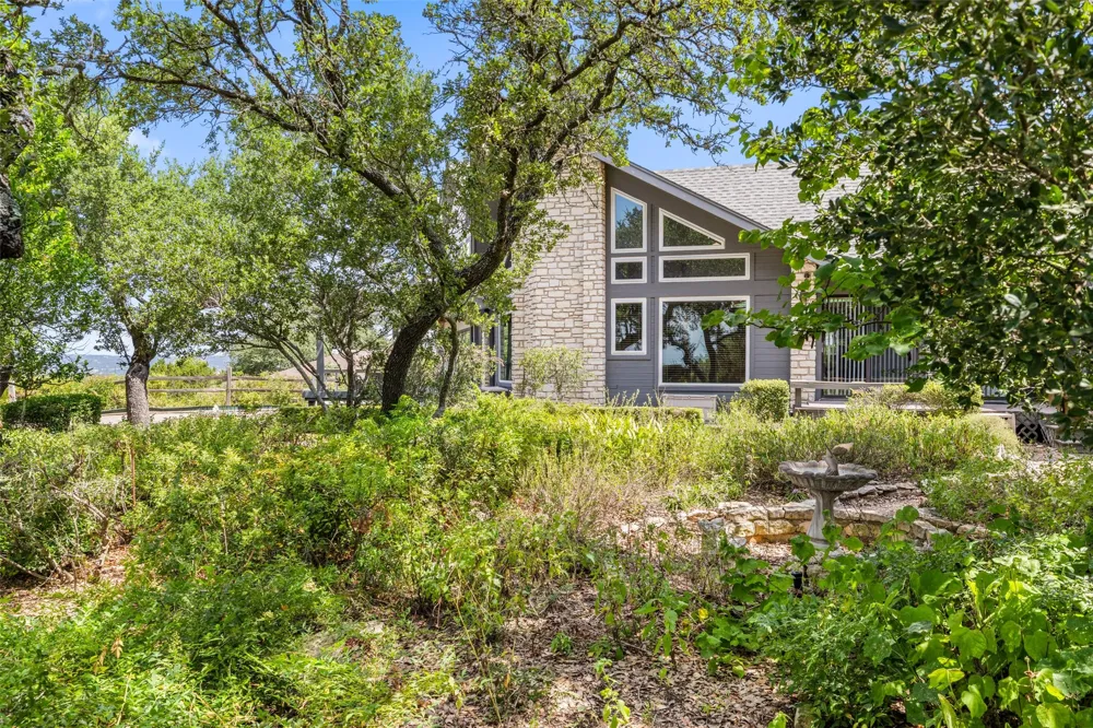4005 Paloma Circle Lakeway, TX 78734