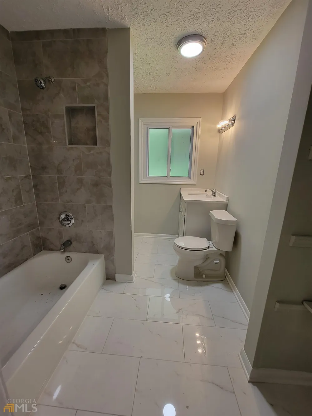 6628 Stark CT Riverdale, GA 30274