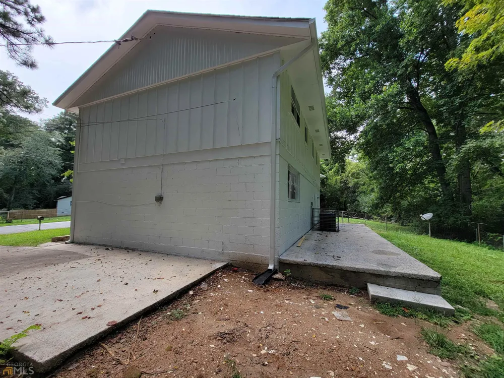 6628 Stark CT Riverdale, GA 30274