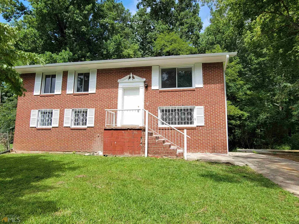 6628 Stark CT Riverdale, GA 30274