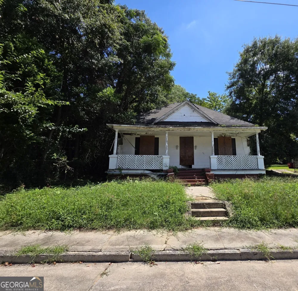 736 Peachtree ST Macon, GA 31217