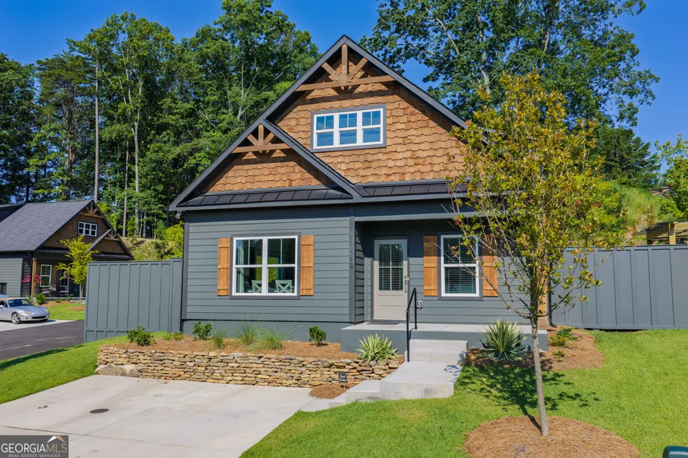 119 Red Cloud WALK Waleska, GA 30183