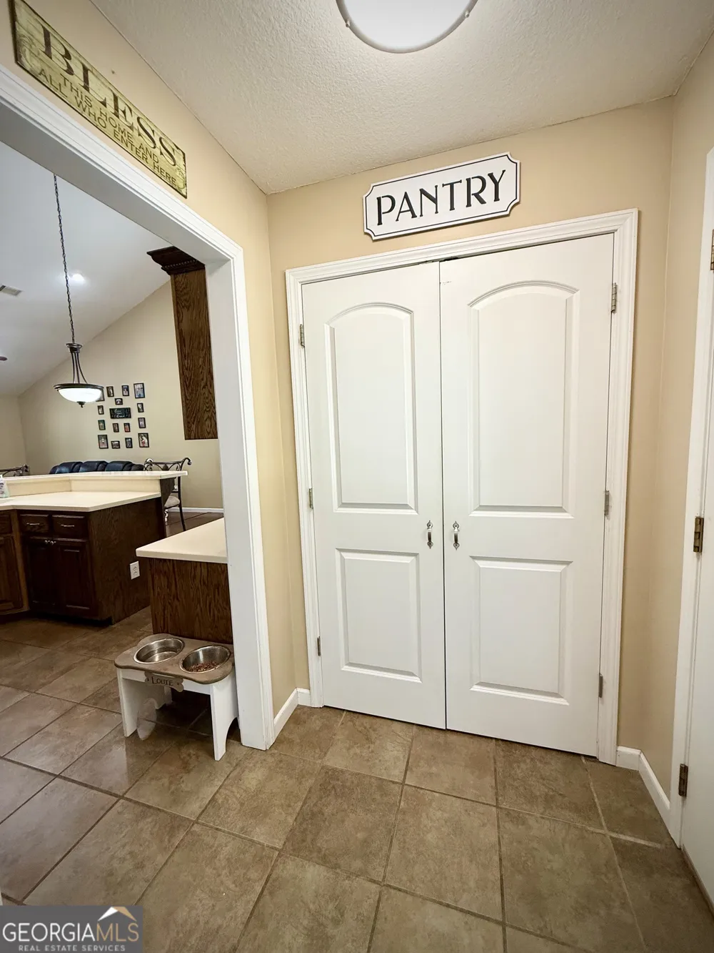 2402 Zoar RD Baxley, GA 31513