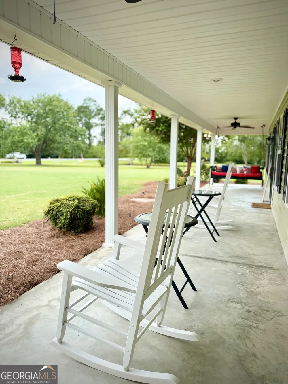 2402 Zoar RD Baxley, GA 31513