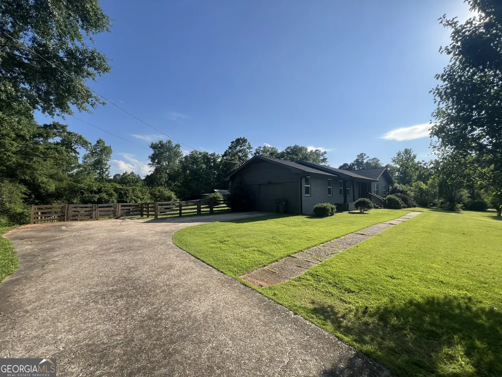517 E Boyd RD Hogansville, GA 30230