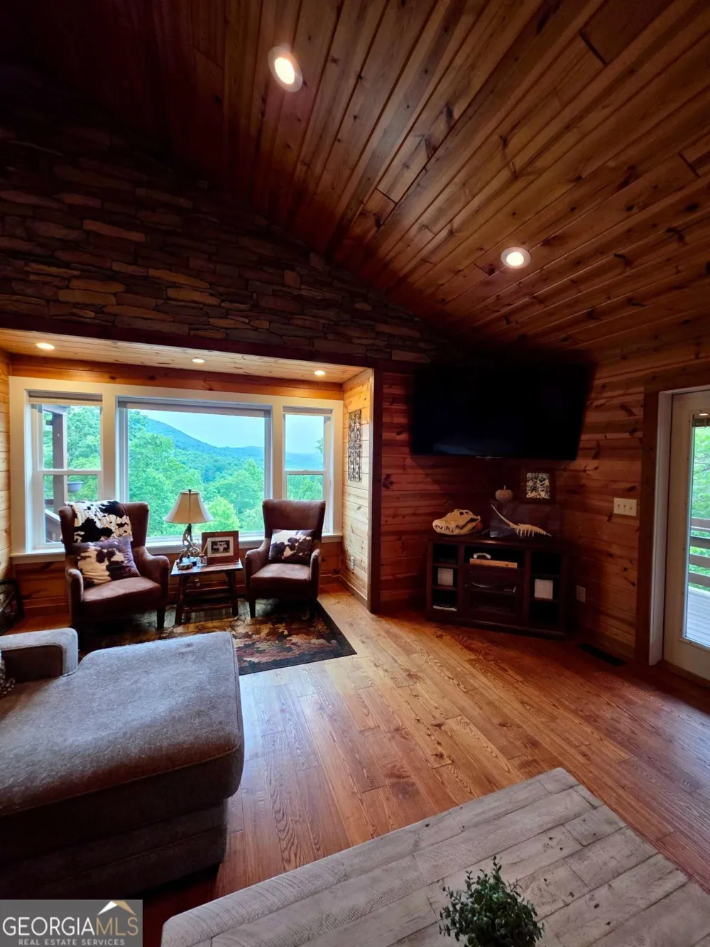 32 Ivey Ridge RD Suches, GA 30572