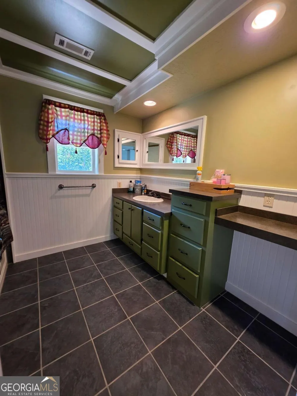 32 Ivey Ridge RD Suches, GA 30572