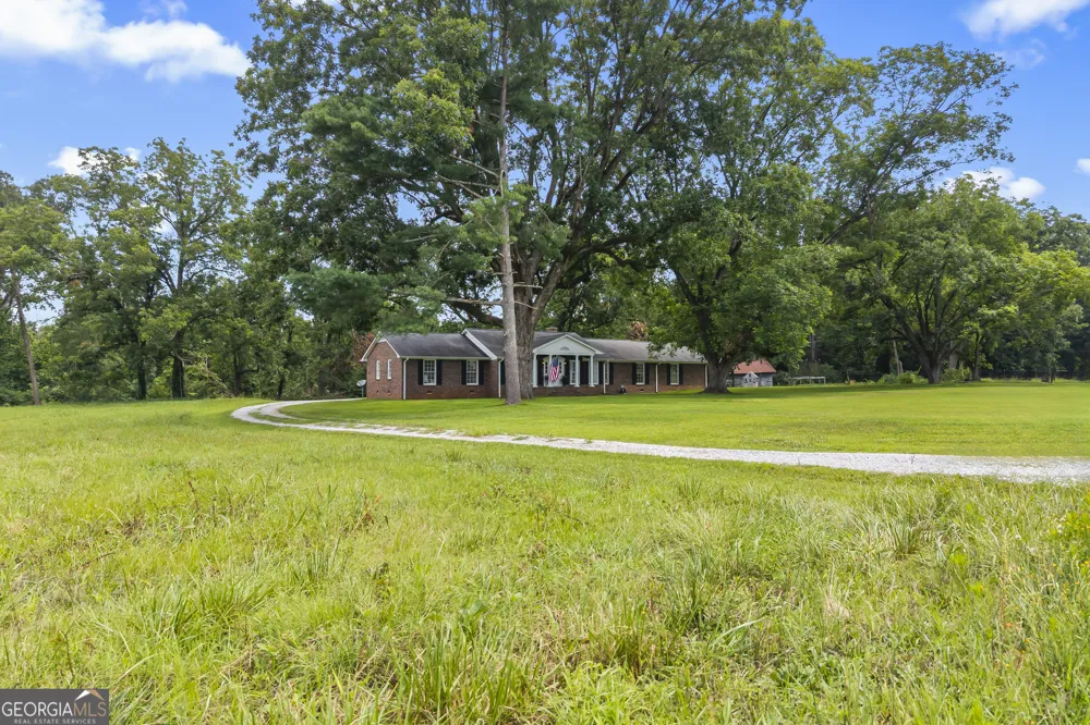 16530 Highway 59 Carnesville, GA 30521