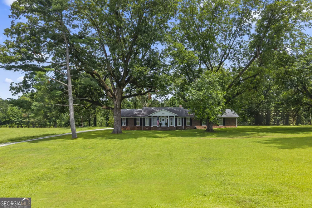 16530 Highway 59 Carnesville, GA 30521