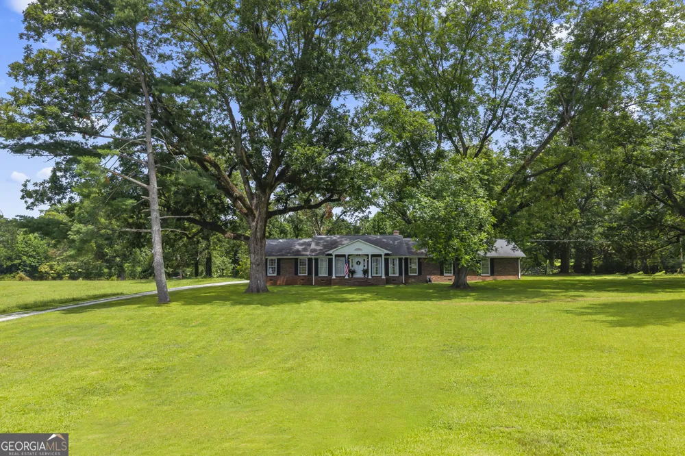 16530 Highway 59 Carnesville, GA 30521