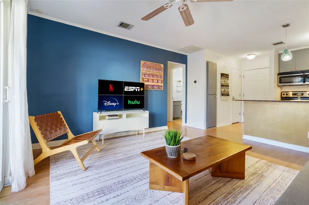 1422 Collier Street #214 Austin, TX 78704