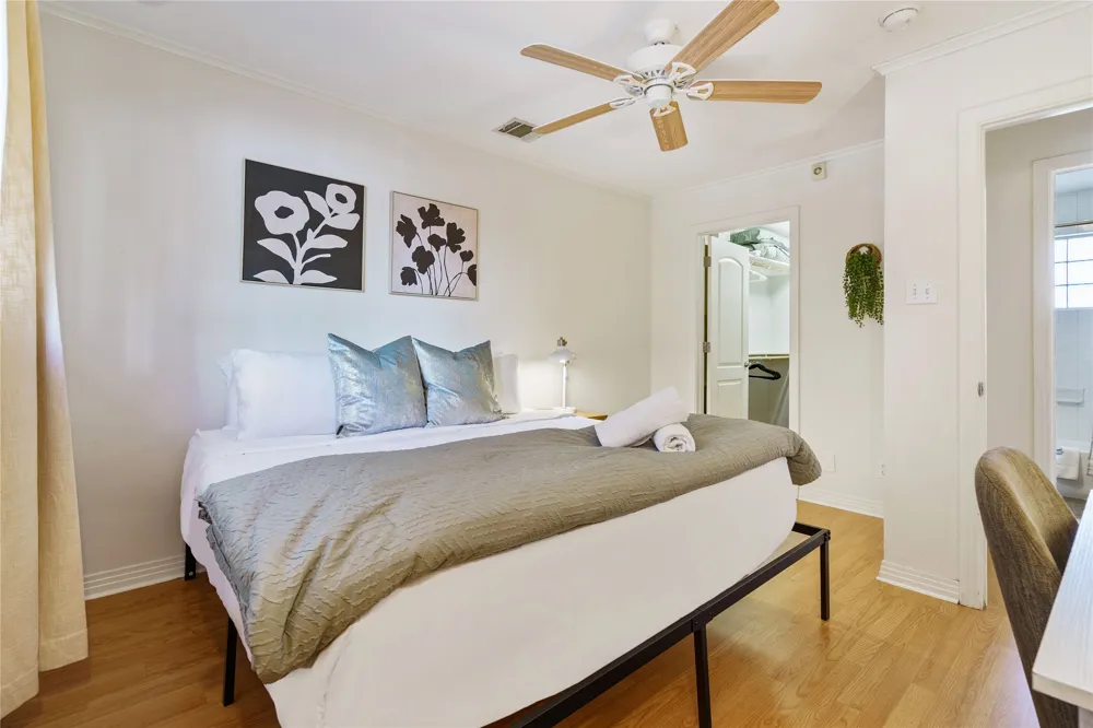 1422 Collier Street #214 Austin, TX 78704